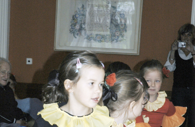 Děti potěšily senory v českodubském domově.